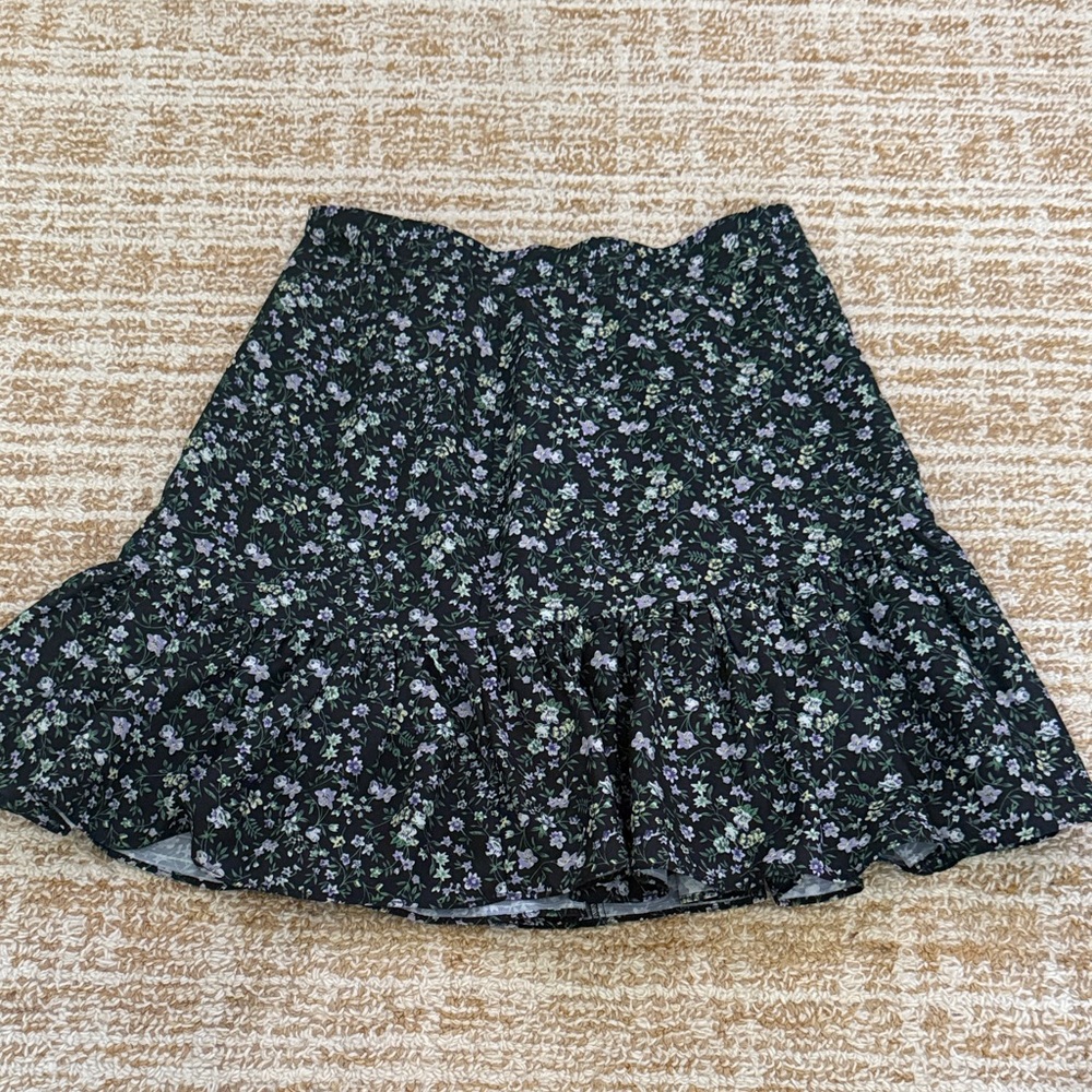 NWT MINKPINK Women's Small Floral Ruffle Mini Skirt